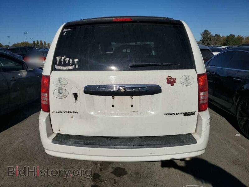 2010 Chrysler MINIVAN (VIN 2A4RR5D18AR414173) — photo 6 of 13