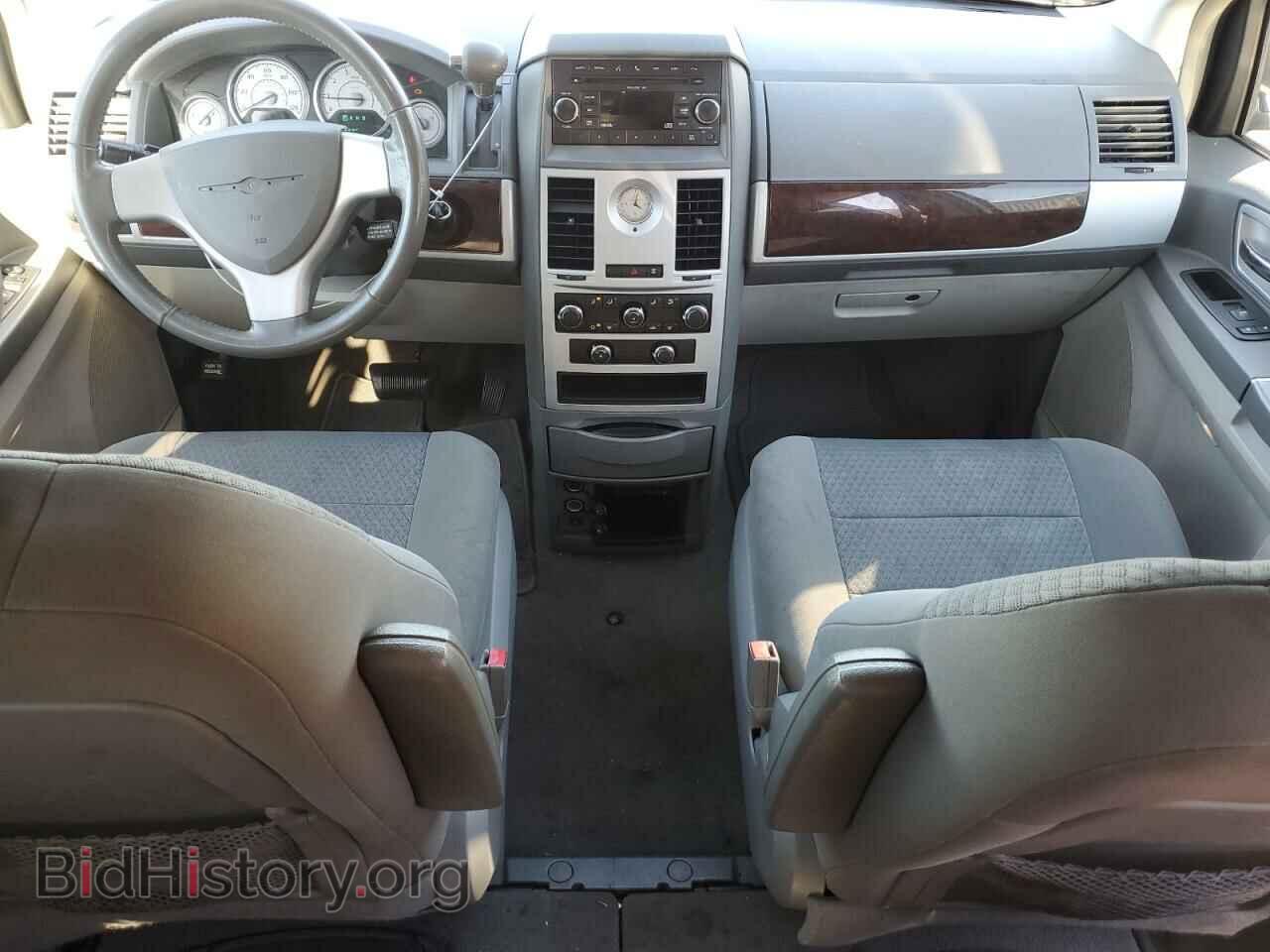 2010 CHRYSLER MINIVAN - VIN: 2A4RR5D18AR414173 - Фото 8