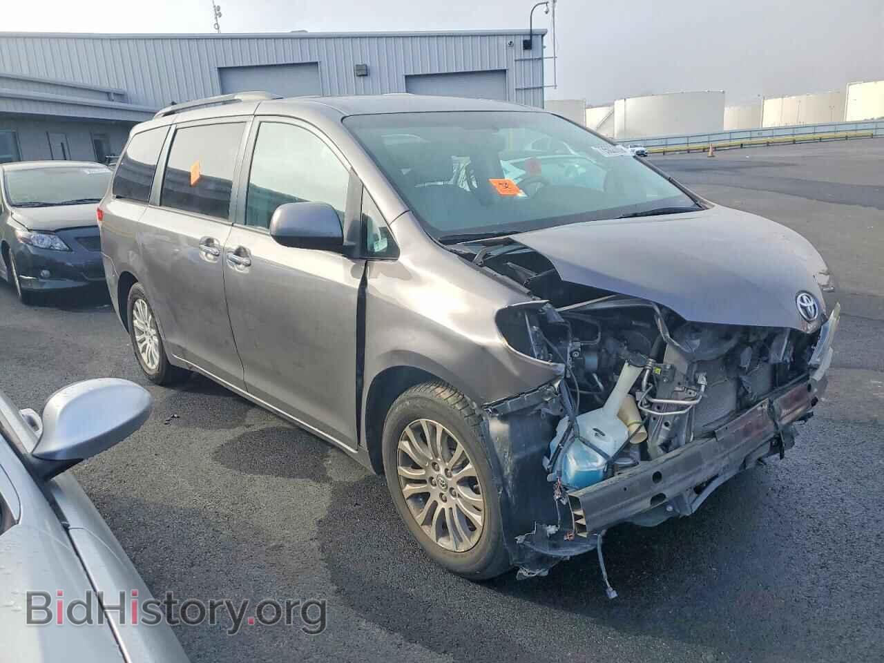 2011 TOYOTA All Models - VIN: 5TDYK3DCXBS119452 - Фото 4