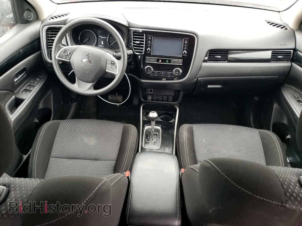 2019 MITSUBISHI OUTLANDER - VIN: JA4AD2A34KZ008186 - Фото 8