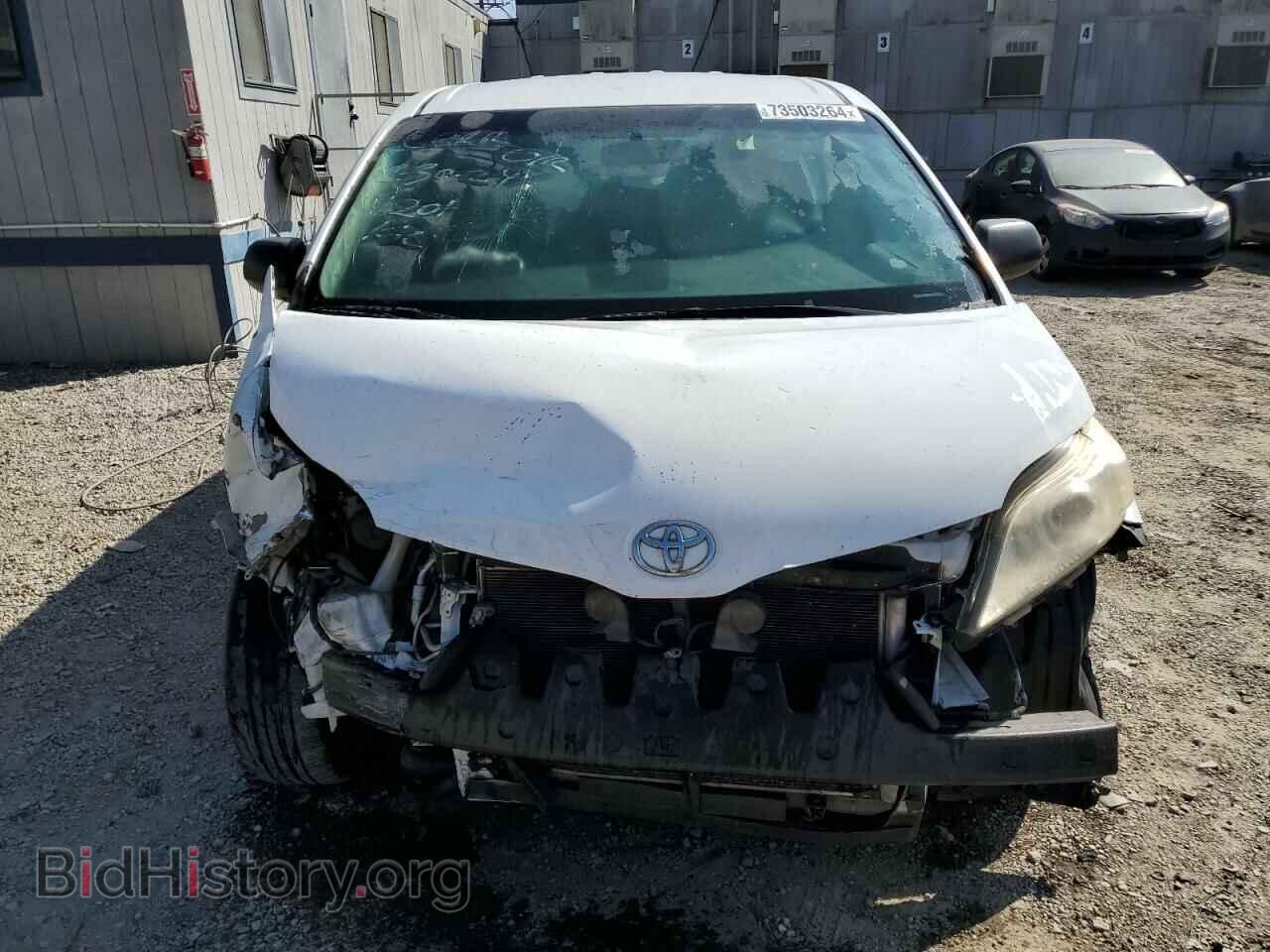 2011 TOYOTA All Models - VIN: 5TDZK3DC6BS092917 - Фото 5