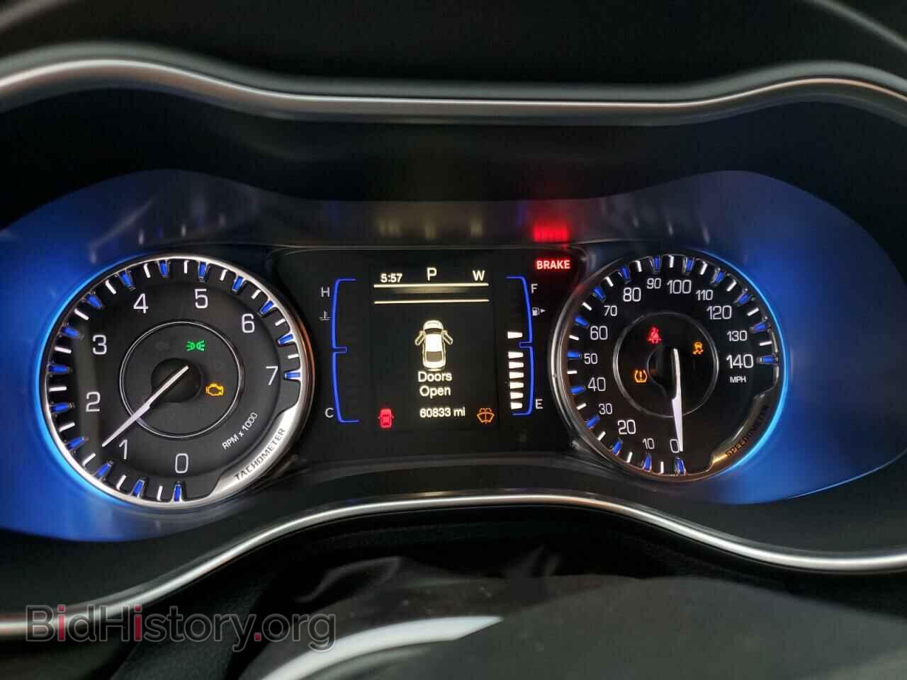 2016 CHRYSLER 200 - VIN: 1C3CCCAB8GN101858 - Фото 9