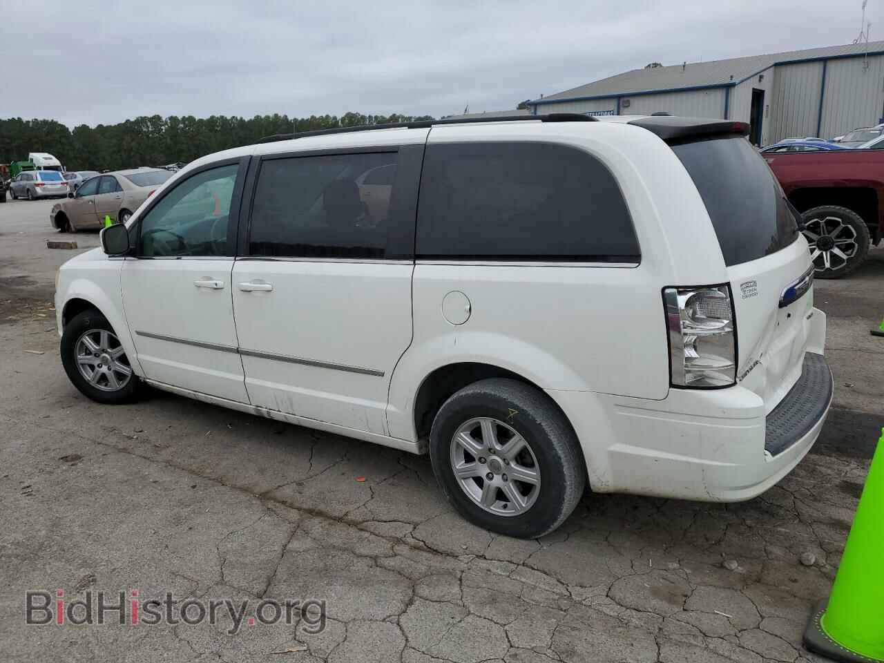 2010 CHRYSLER MINIVAN - VIN: 2A4RR5D19AR232191 - Photo 2