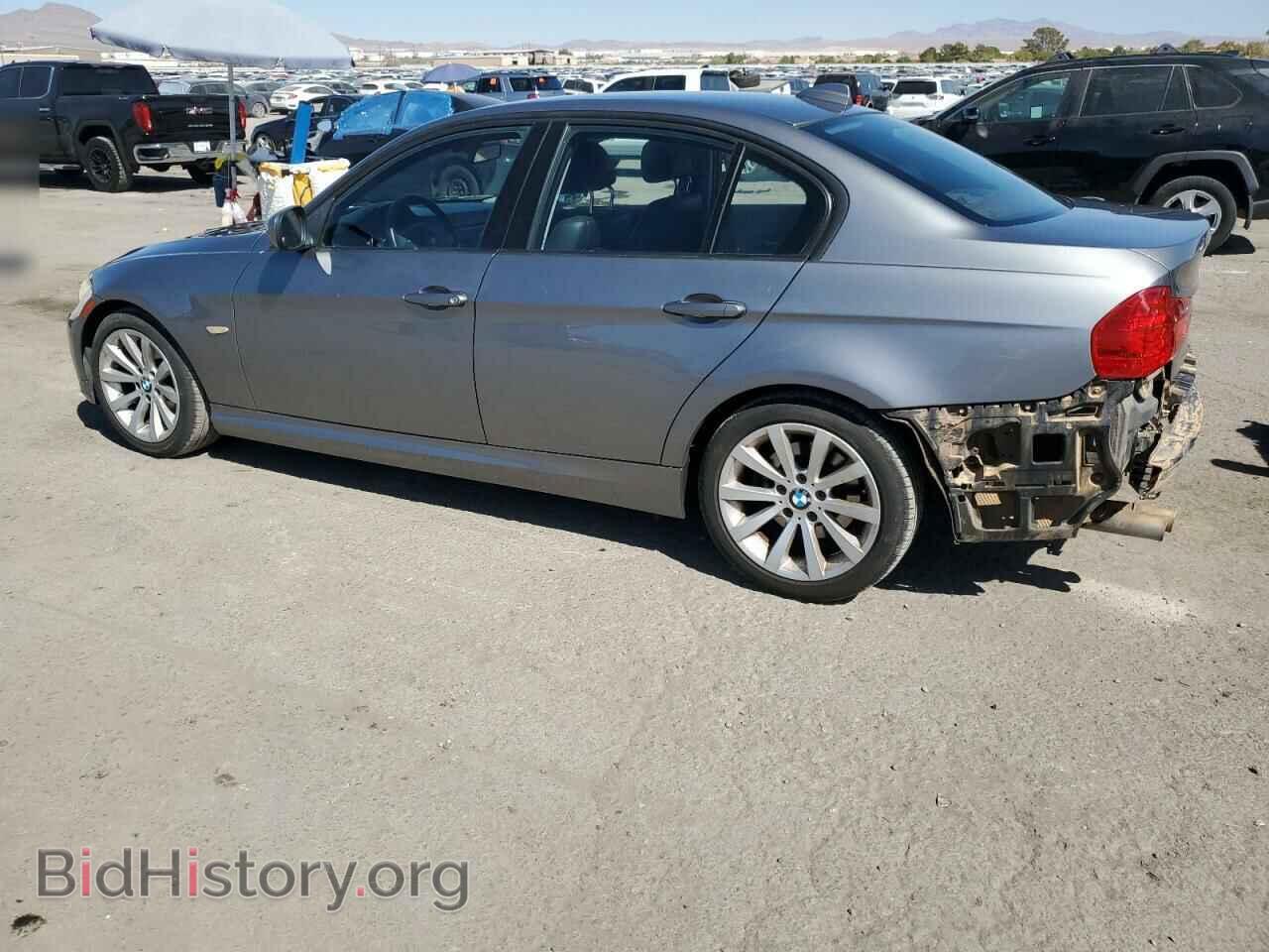 2011 BMW 3 SERIES - VIN: WBAPH7C52BE460657 - Фото 2
