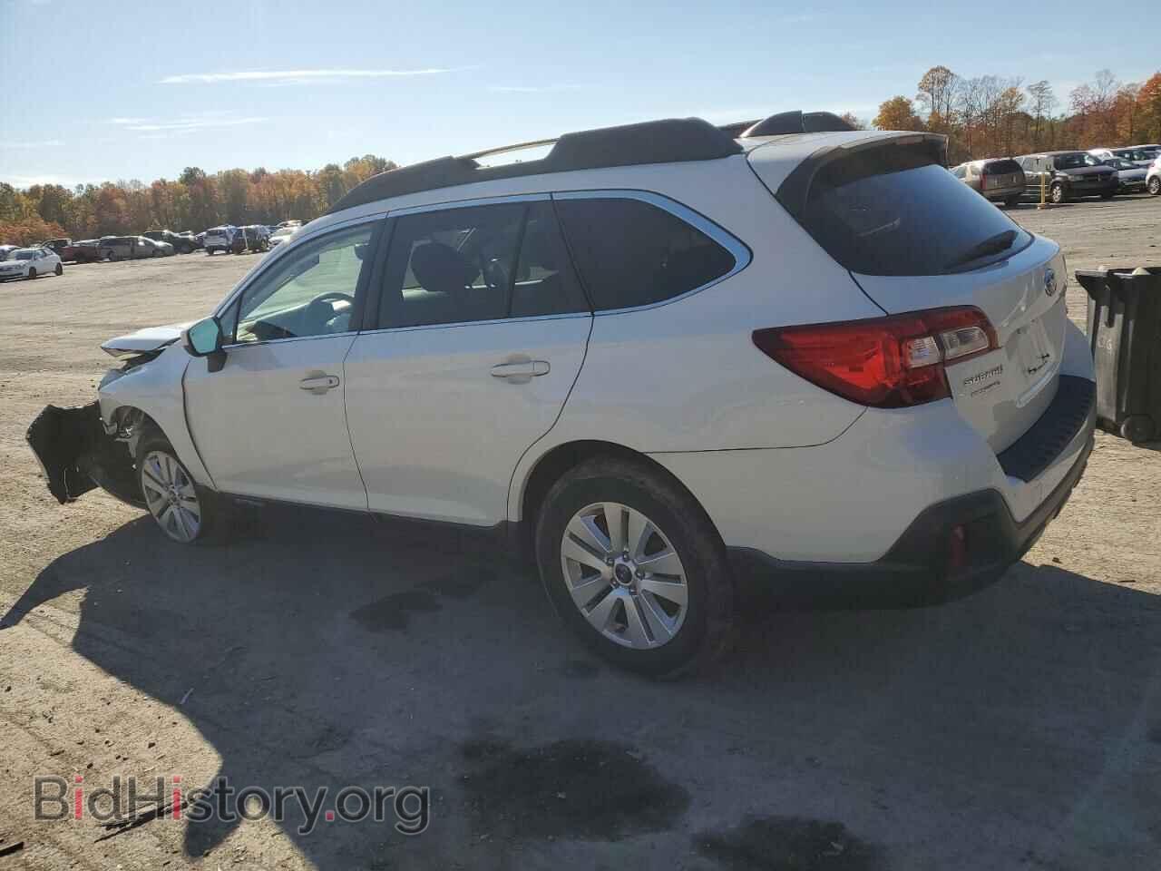 2019 SUBARU OUTBACK - VIN: 4S4BSAFC5K3369802 - Фото 2