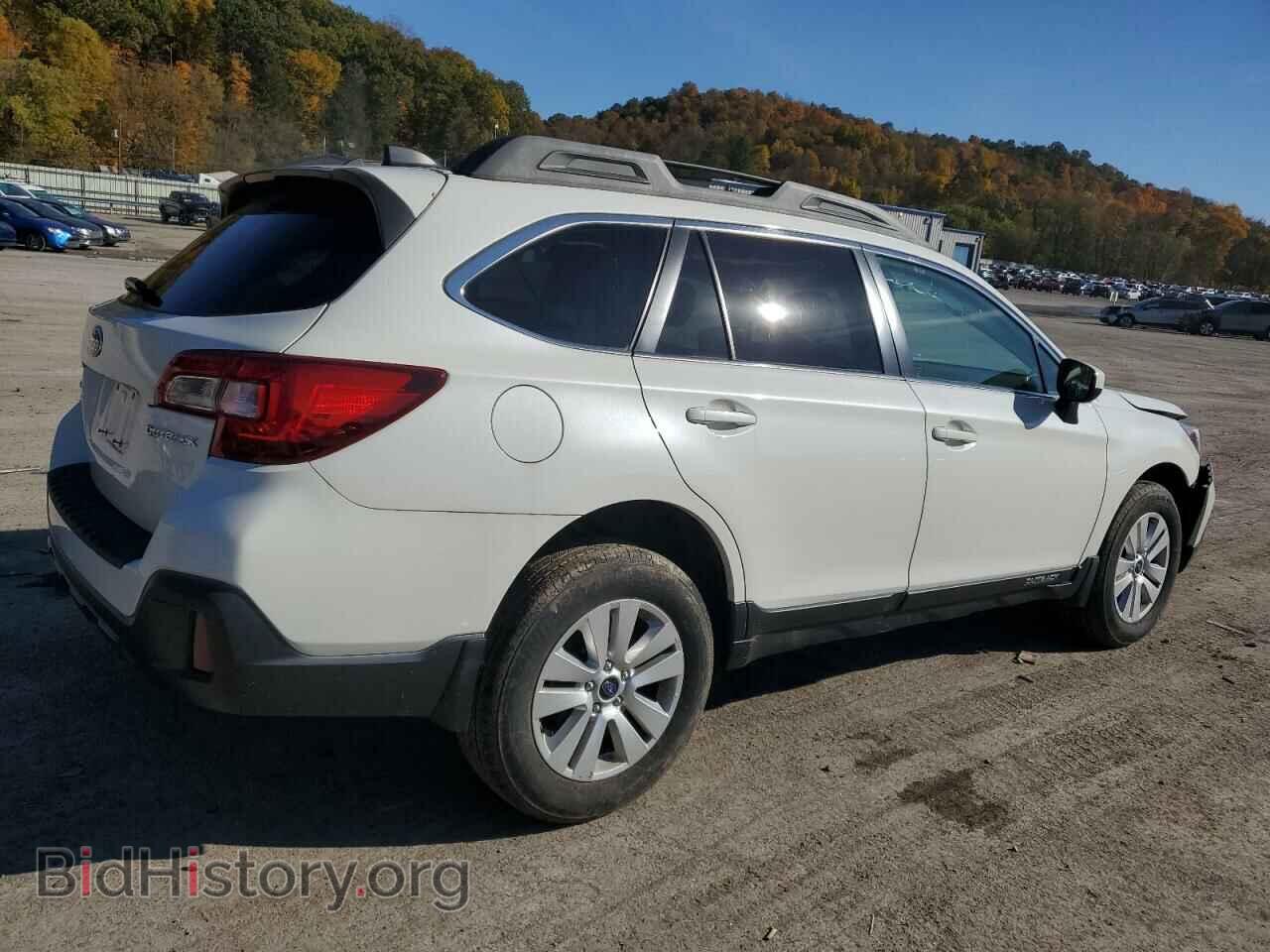 2019 SUBARU OUTBACK - VIN: 4S4BSAFC5K3369802 - Фото 3