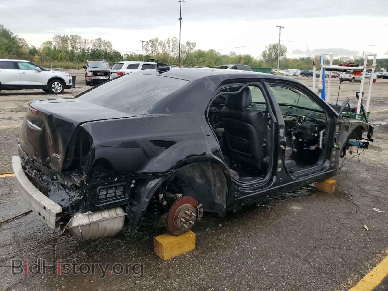 2017 CHRYSLER 300 - VIN: 2C3CCAGG8HH527213 - Фото 3