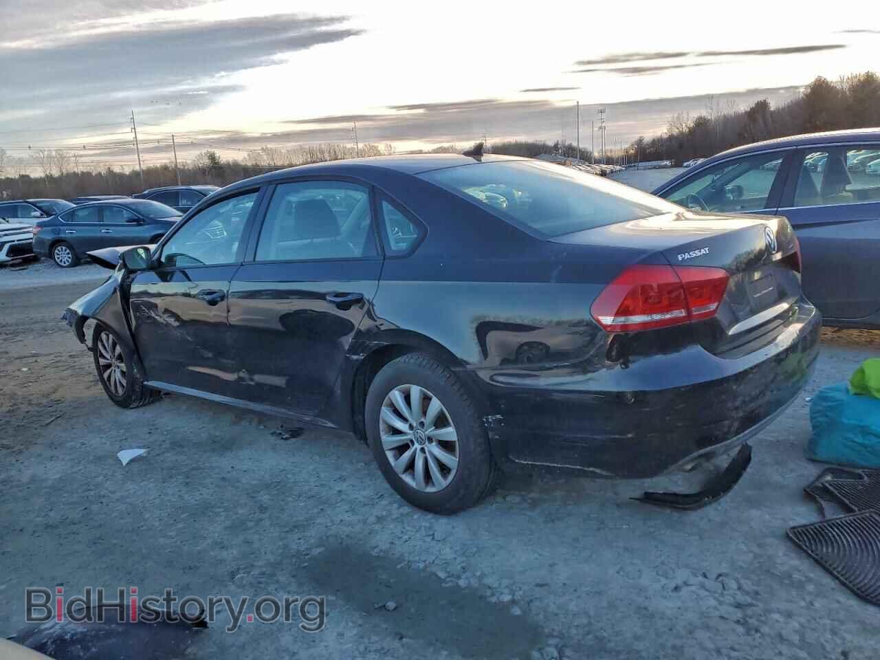 2013 VOLKSWAGEN PASSAT - VIN: 1VWAP7A33DC132642 - Фото 2