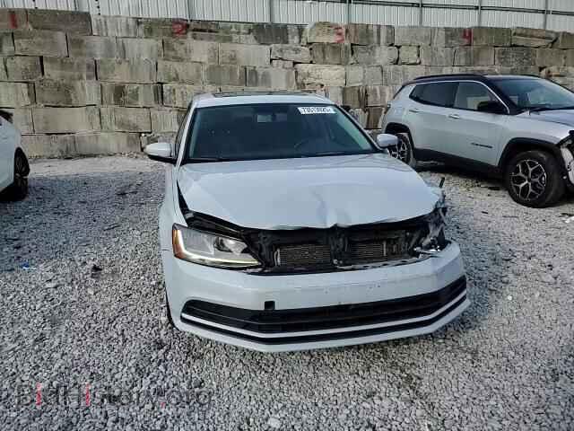 2017 VOLKSWAGEN JETTA - VIN: 3VWDB7AJ0HM412081 - Фото 13