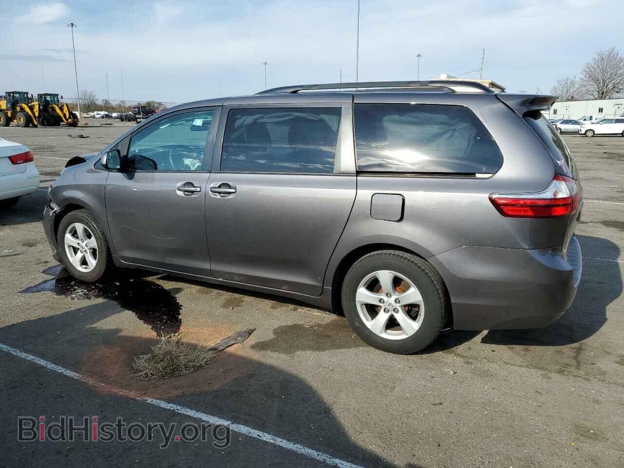 2017 TOYOTA All Models - VIN: 5TDKZ3DC1HS856470 - Photo 2
