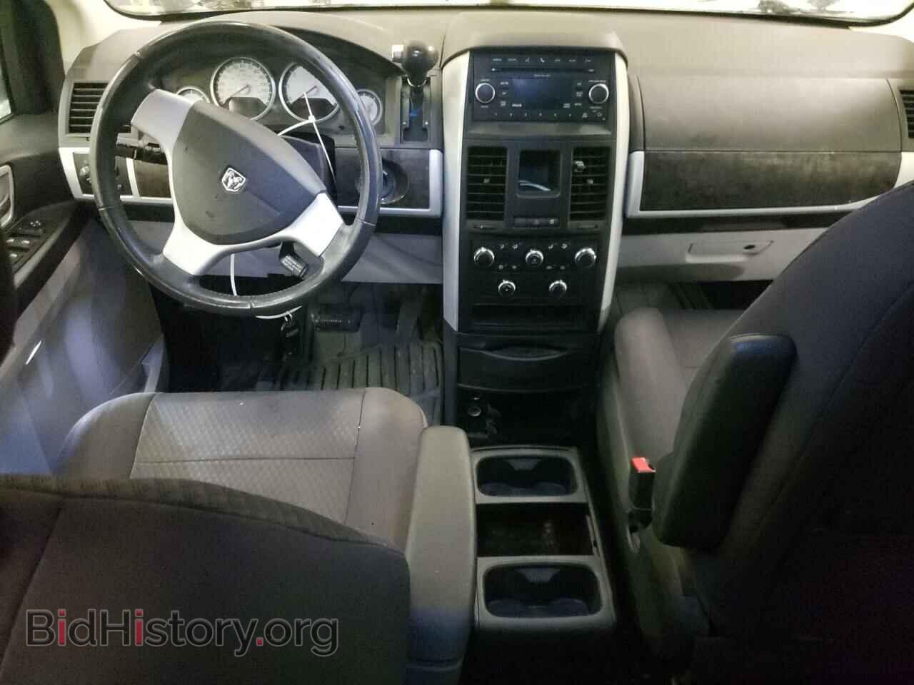 2010 DODGE CARAVAN - VIN: 2D4RN5D14AR317900 - Фото 8