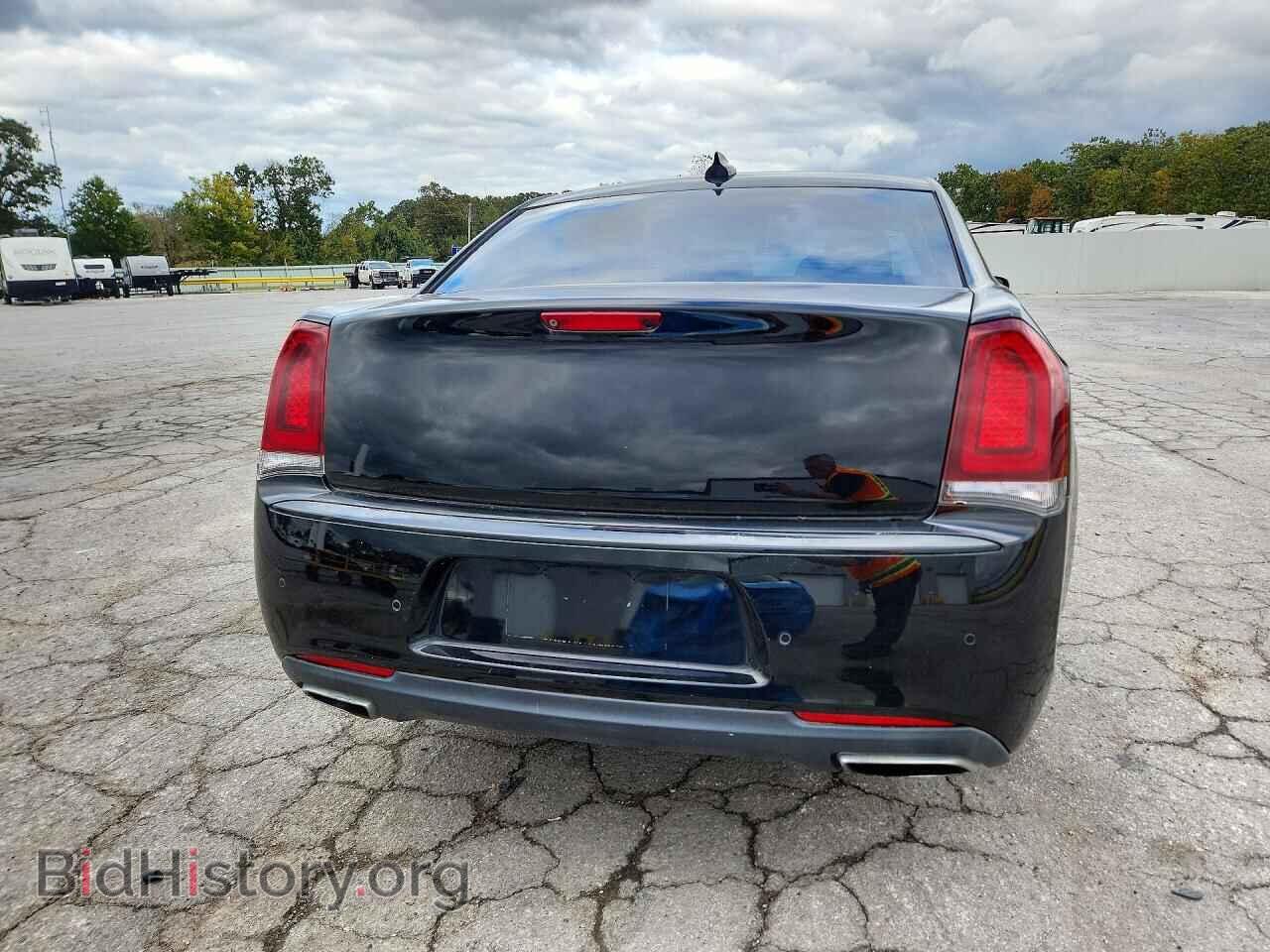 2015 CHRYSLER 300 - VIN: 2C3CCAGG3FH756895 - Фото 6