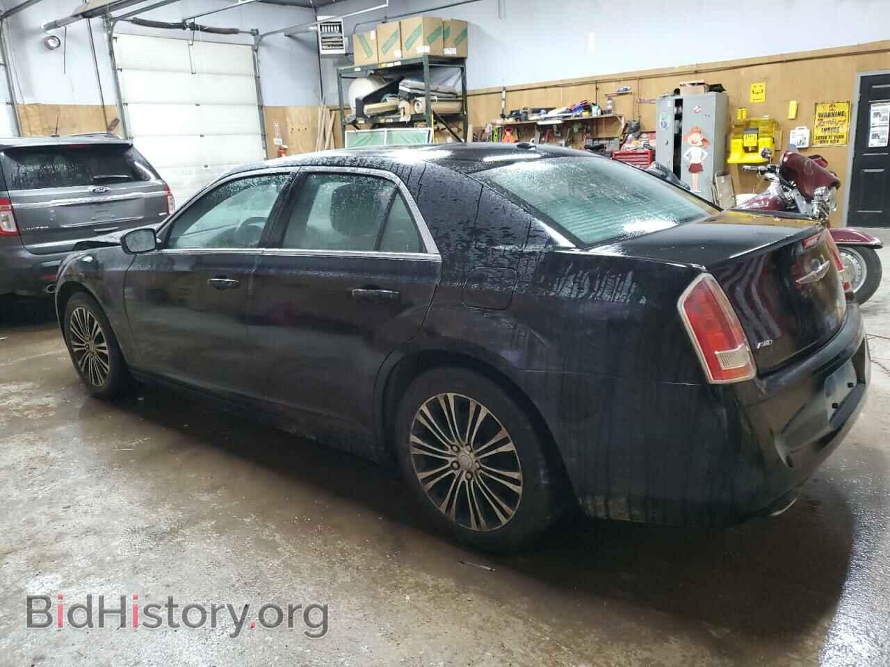 2013 CHRYSLER 300 - VIN: 2C3CCAGG6DH533358 - Фото 2