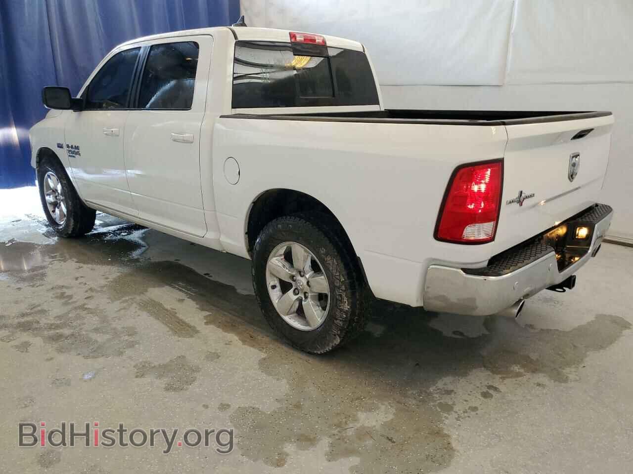 2019 RAM 1500 - VIN: 1C6RR6LT8KS529491 - Photo 2
