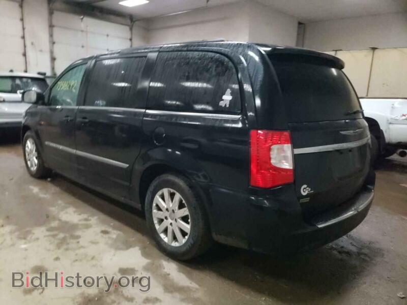 2016 Chrysler MINIVAN (VIN 2C4RC1BG2GR213028) — photo 2 of 13