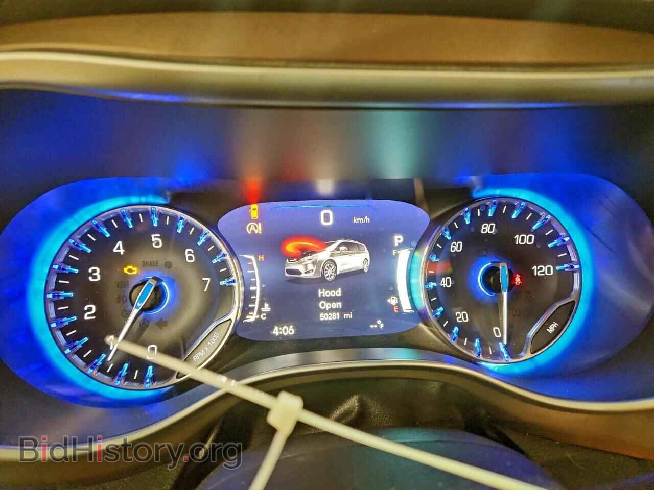 2018 CHRYSLER PACIFICA - VIN: 2C4RC1EG3JR112762 - Фото 9