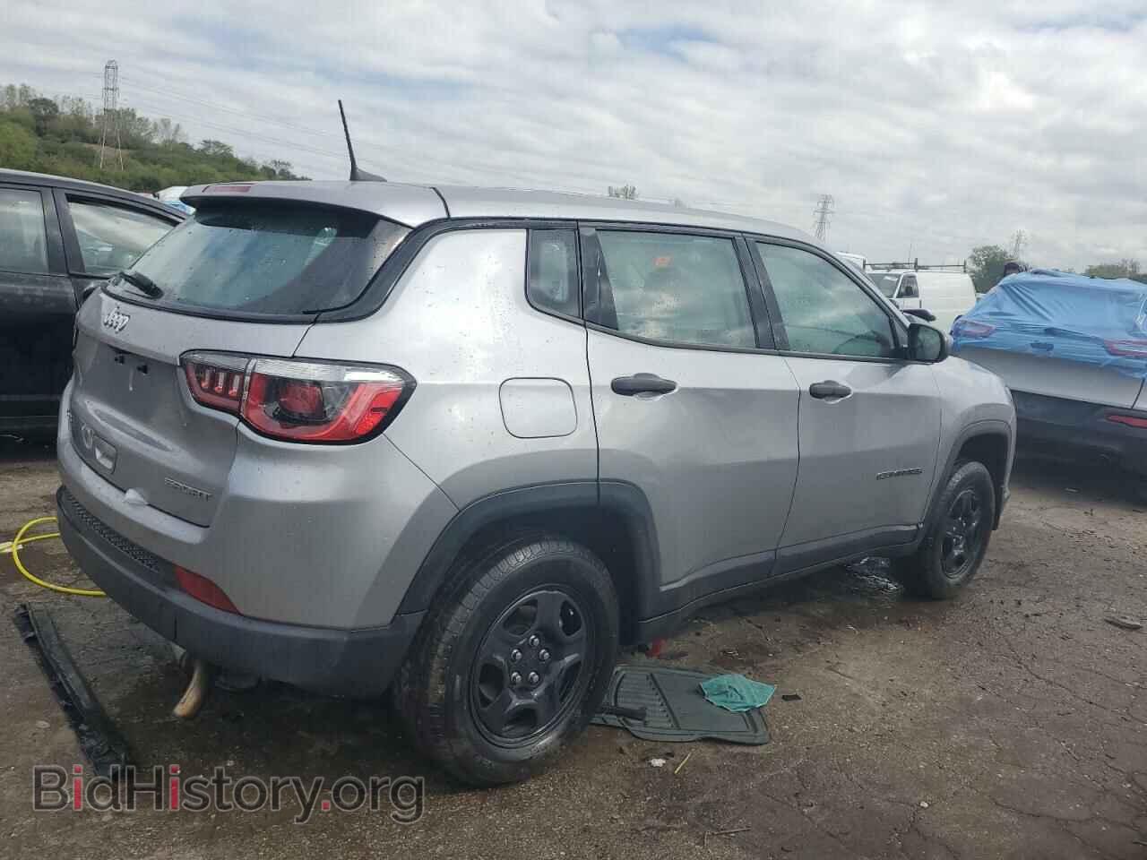 2019 JEEP COMPASS - VIN: 3C4NJDAB2KT664851 - Фото 3
