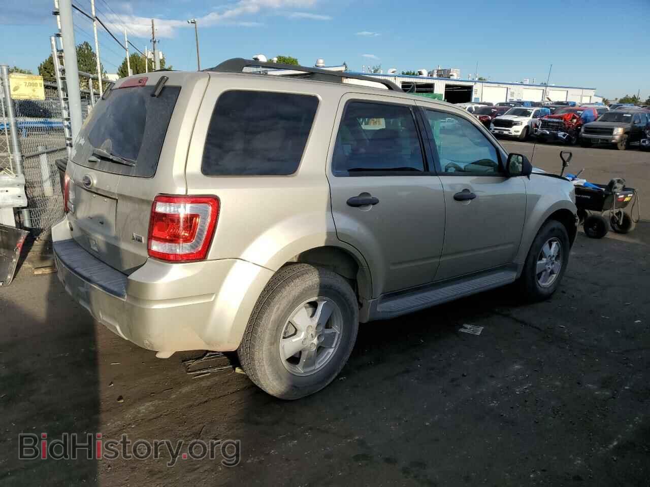 2011 FORD ESCAPE - VIN: 1FMCU9DG7BKB72848 - Фото 3