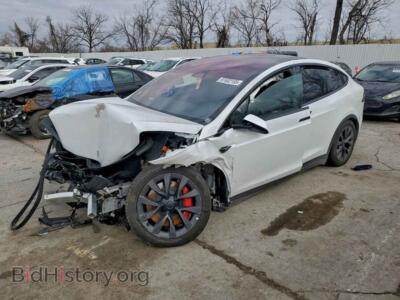2024 Tesla MODEL X, белый — VIN 7SAXCBE62RF438633, Copart