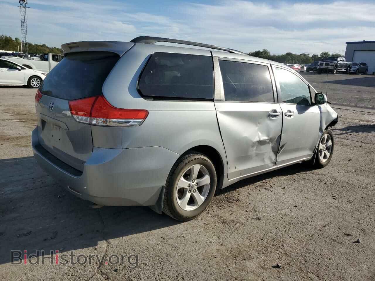 2014 TOYOTA All Models - VIN: 5TDKK3DC6ES433237 - Фото 3