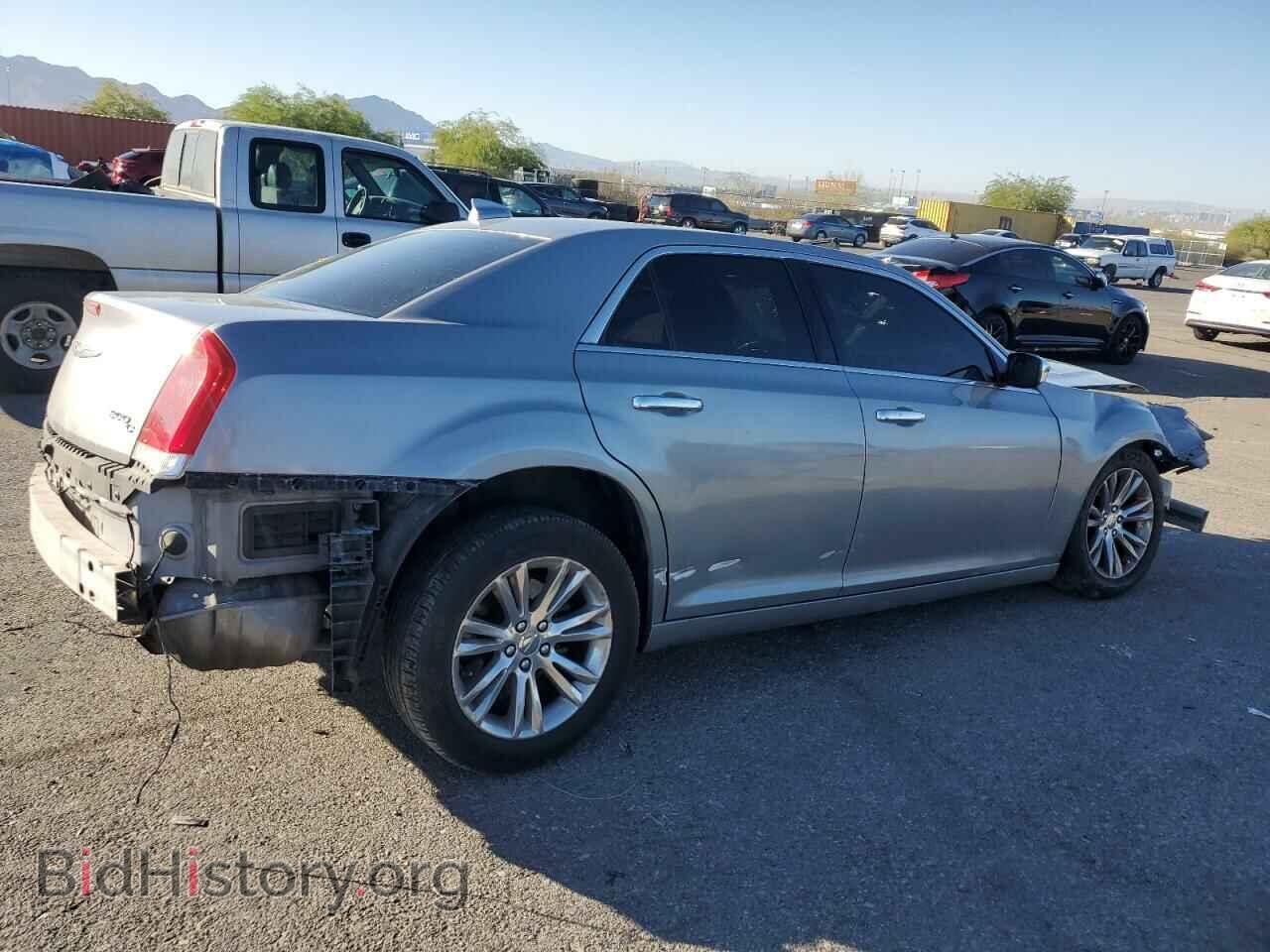 2017 CHRYSLER 300 - VIN: 2C3CCAEG0HH564355 - Фото 3