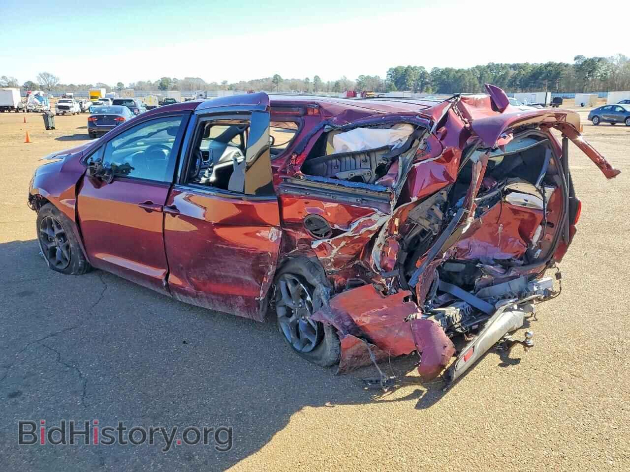 2019 CHRYSLER PACIFICA - VIN: 2C4RC1FG3KR666965 - Photo 2
