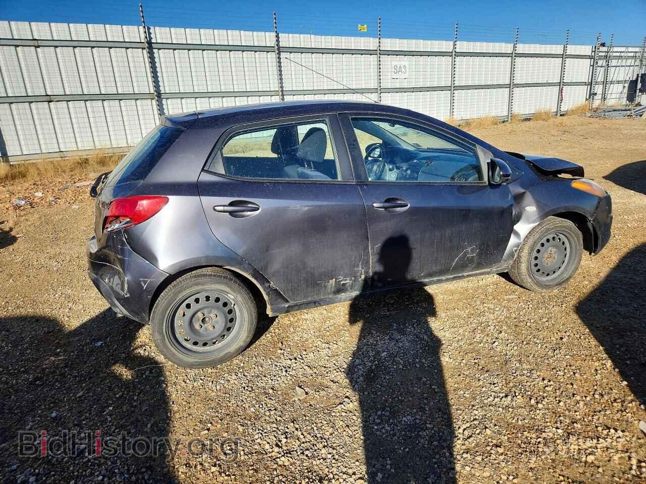 2013 Mazda 2 (VIN JM1DE1KY4D0165082) — фото 3 из 13