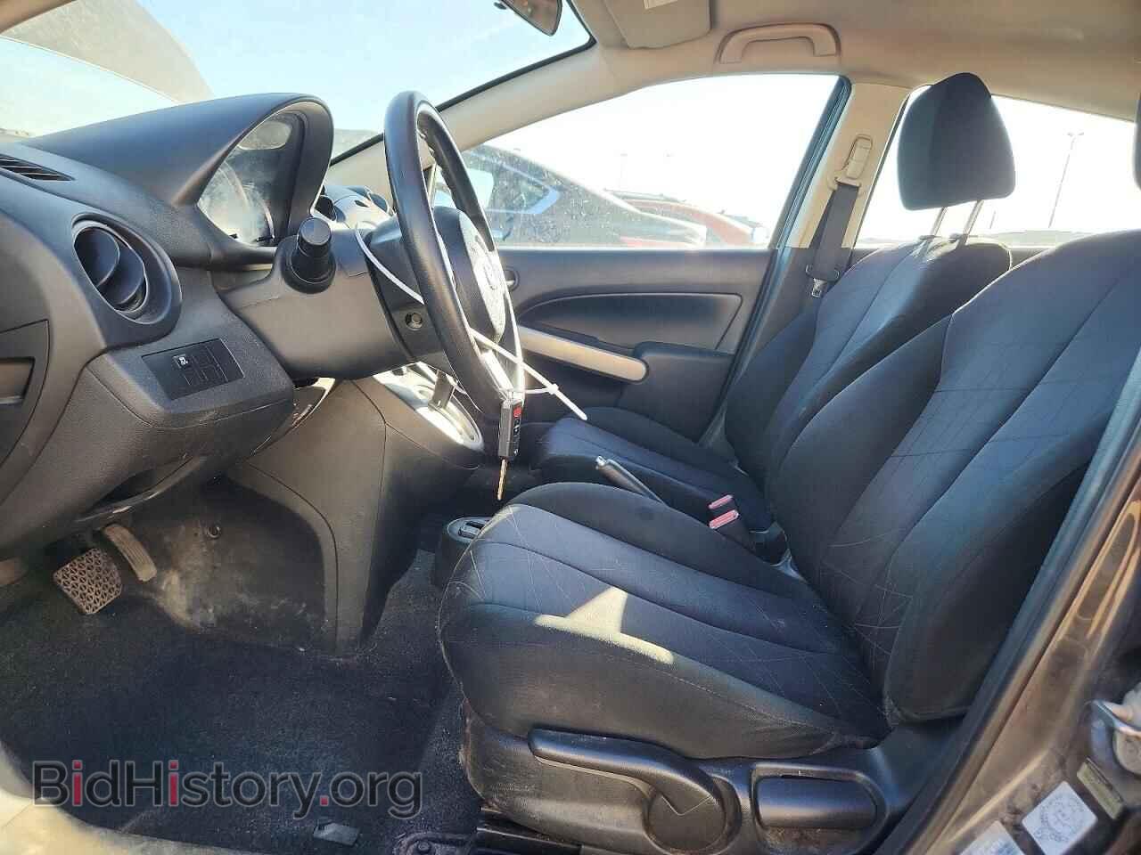 2013 Mazda 2 (VIN JM1DE1KY4D0165082) — фото 7 из 13