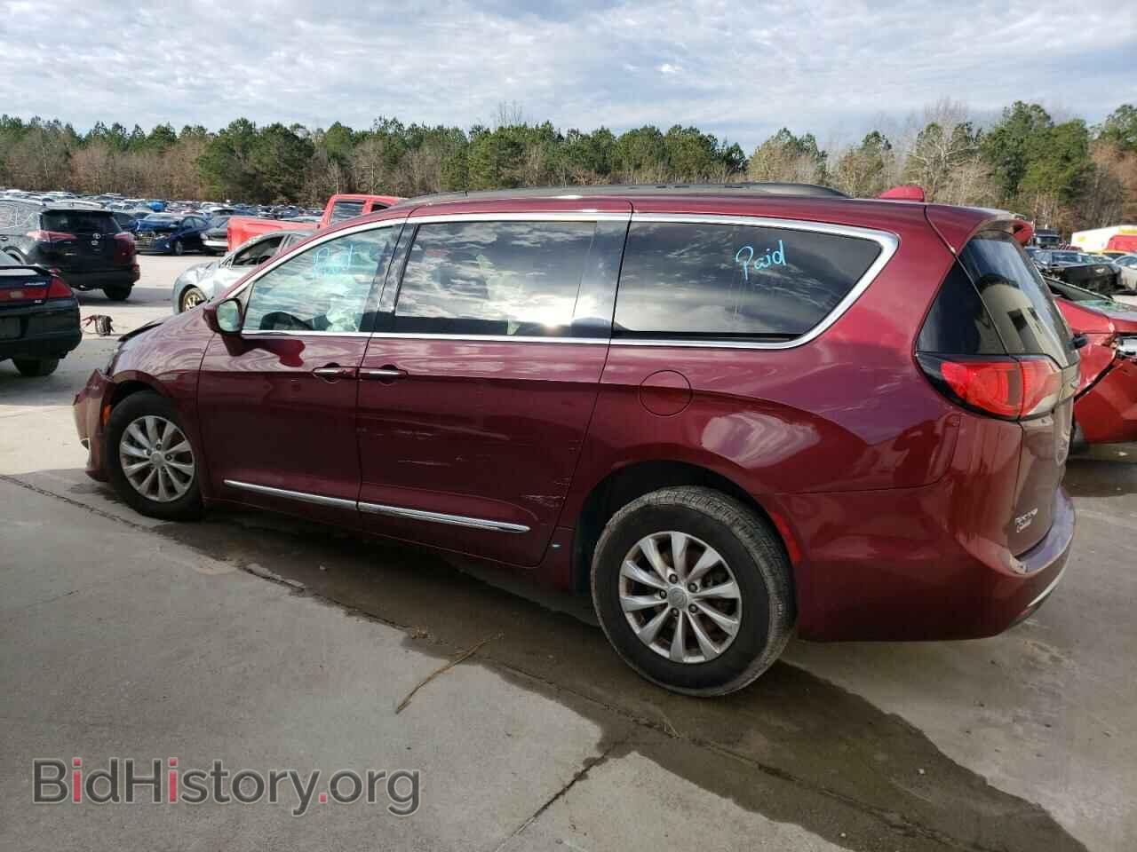 2017 CHRYSLER PACIFICA - VIN: 2C4RC1BGXHR620631 - Photo 2