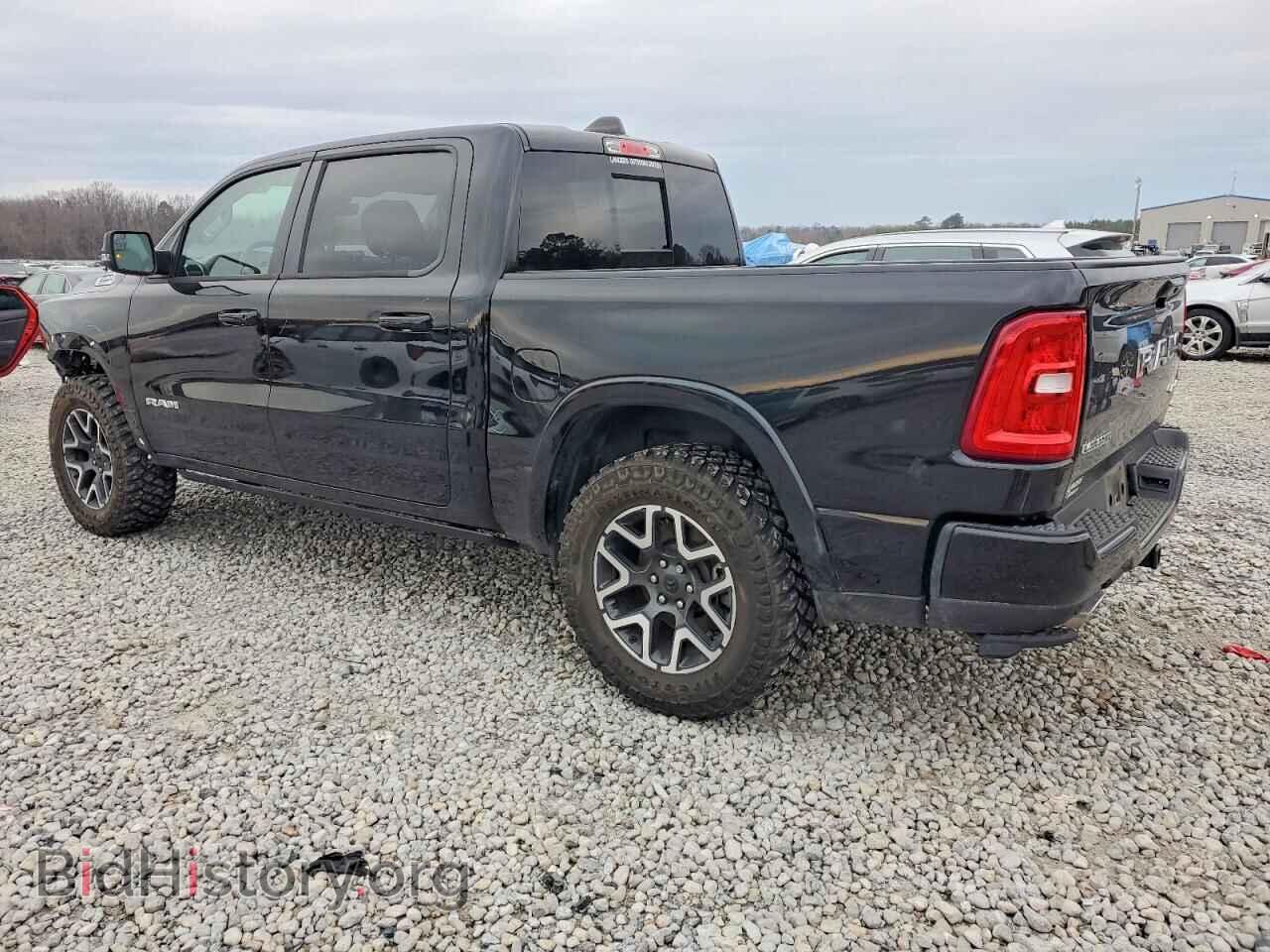 2025 RAM 1500 - VIN: 1C6SRFJP1SN524428 - Фото 2