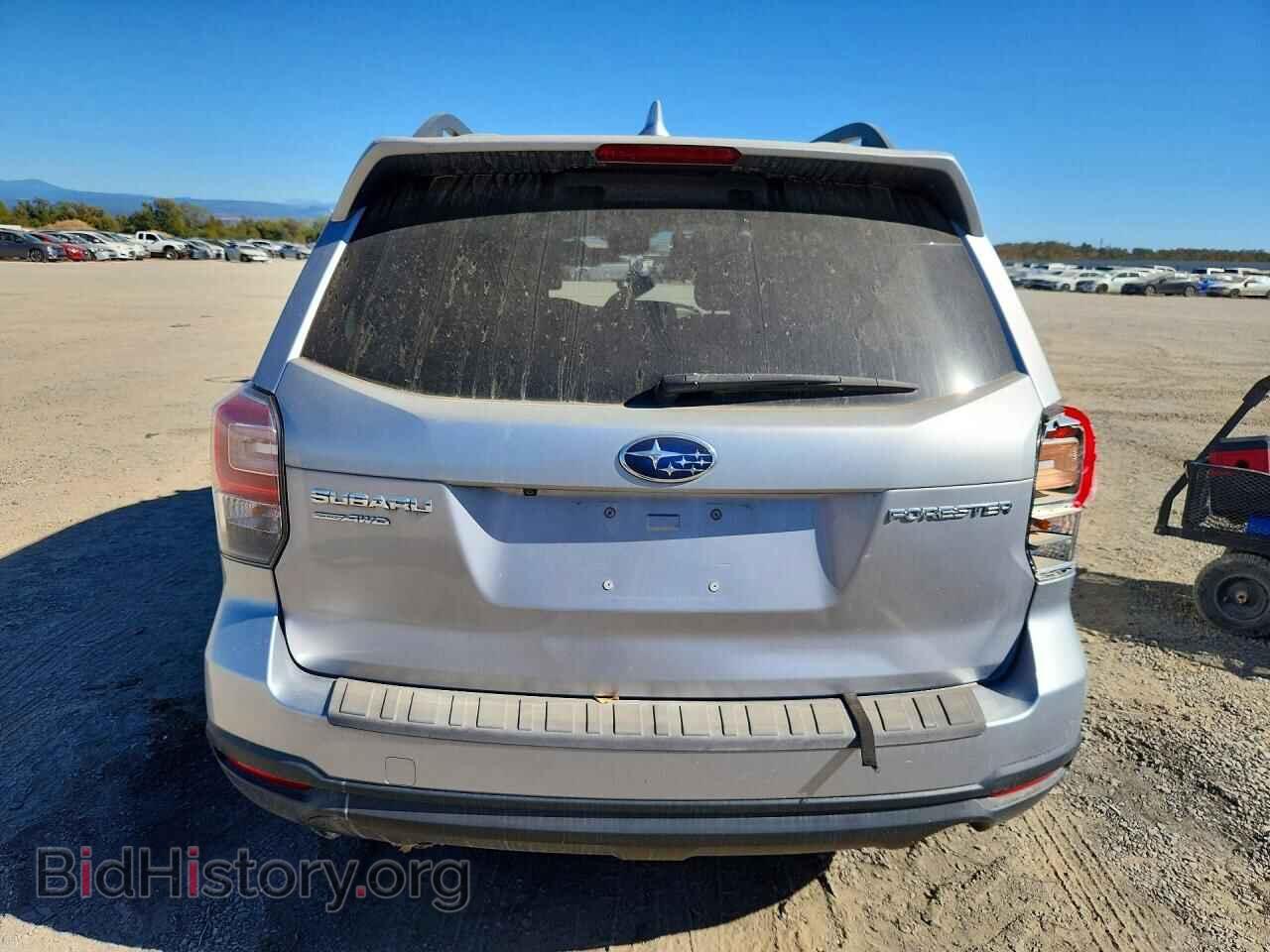 2018 SUBARU FORESTER - VIN: JF2SJAEC9JH406409 - Фото 6