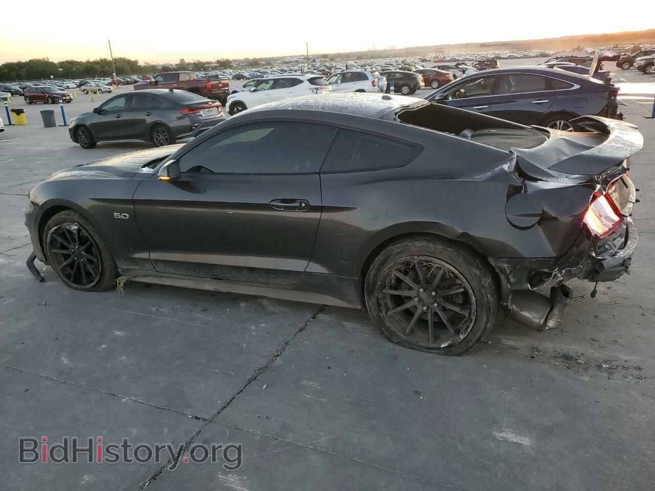 2019 FORD MUSTANG - VIN: 1FA6P8CF1K5117912 - Фото 2
