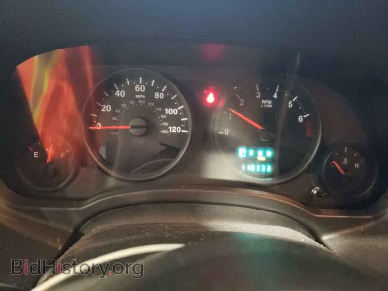 2011 Jeep COMPASS (VIN 1J4NF1FB3BD277699) — фото 9 из 12