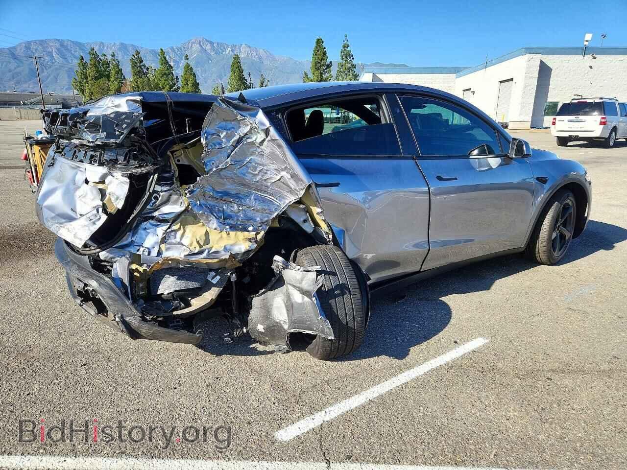 2026 TESLA MODEL Y - VIN: 7SAYGDEEXTF703379 - Photo 3