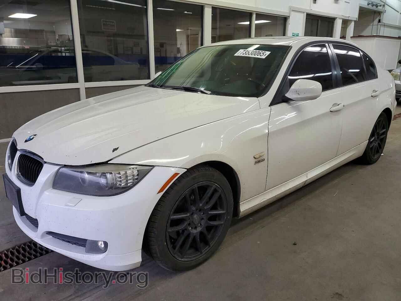 Photo WBAPK7C54BF083566 - BMW 3 SERIES 2011