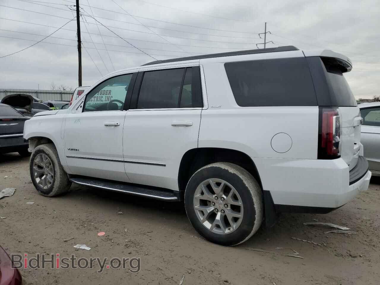 2019 GMC YUKON - VIN: 1GKS2AKC2KR223210 - Фото 2