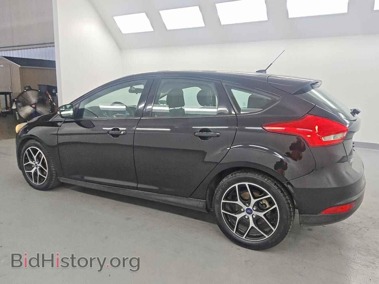 2017 FORD FOCUS - VIN: 1FADP3M29HL271147 - Фото 2