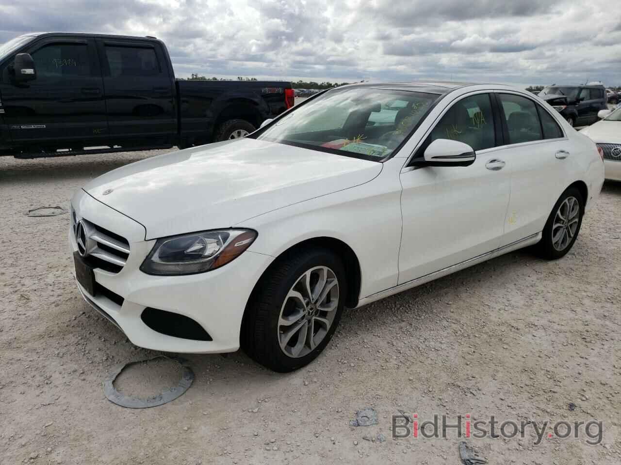 Photo WDDWF4KB8JR374650 - MERCEDES-BENZ C-CLASS 2018