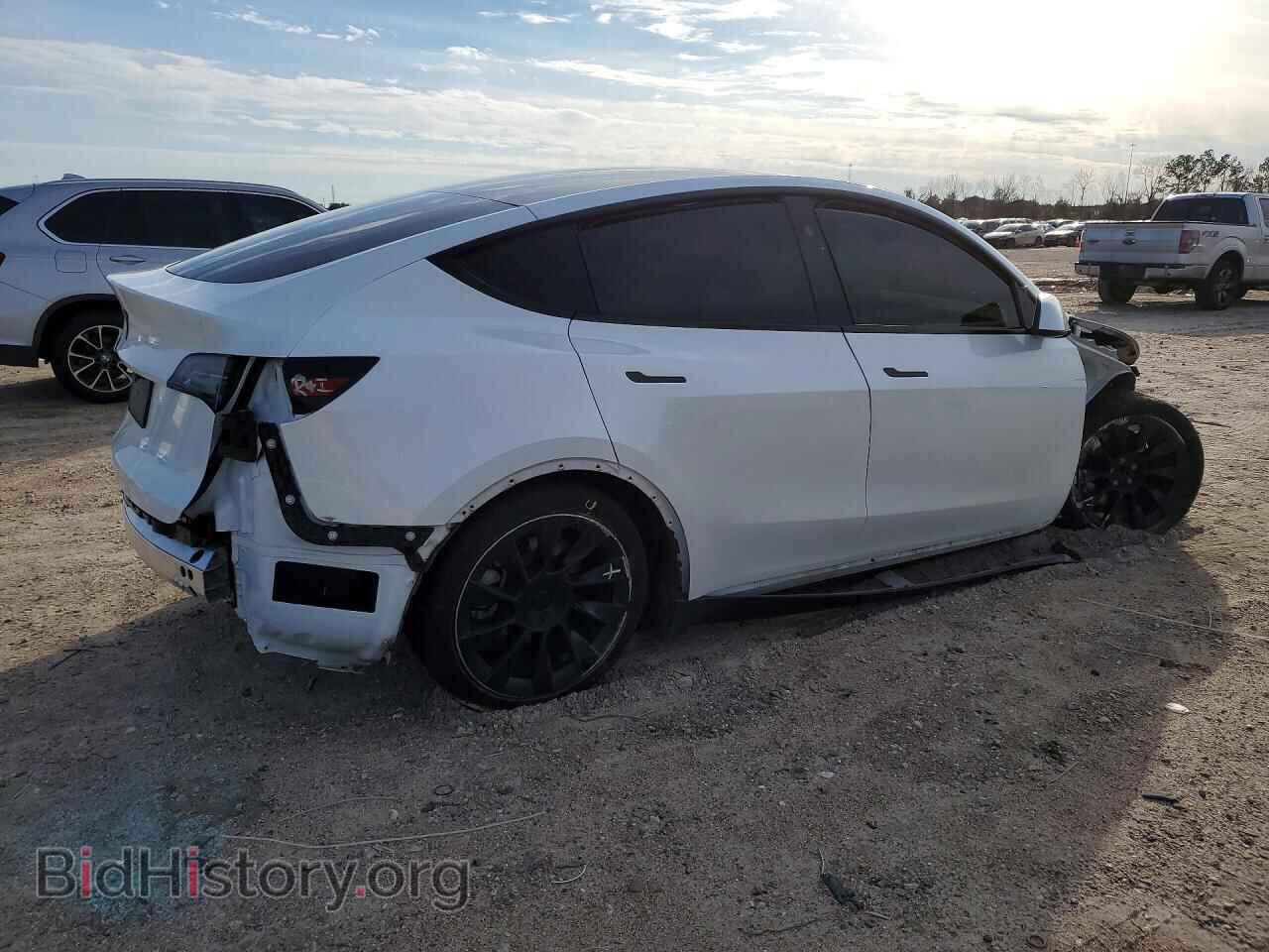 2025 TESLA MODEL Y - VIN: 7SAYGDED2SA371571 - Фото 3