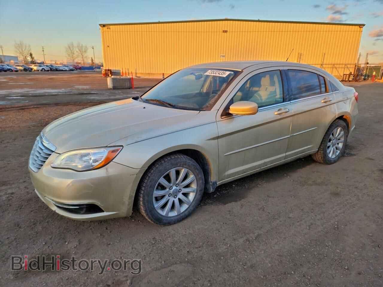 Photo 1C3BC4FB6BN519600 - CHRYSLER 200 2011