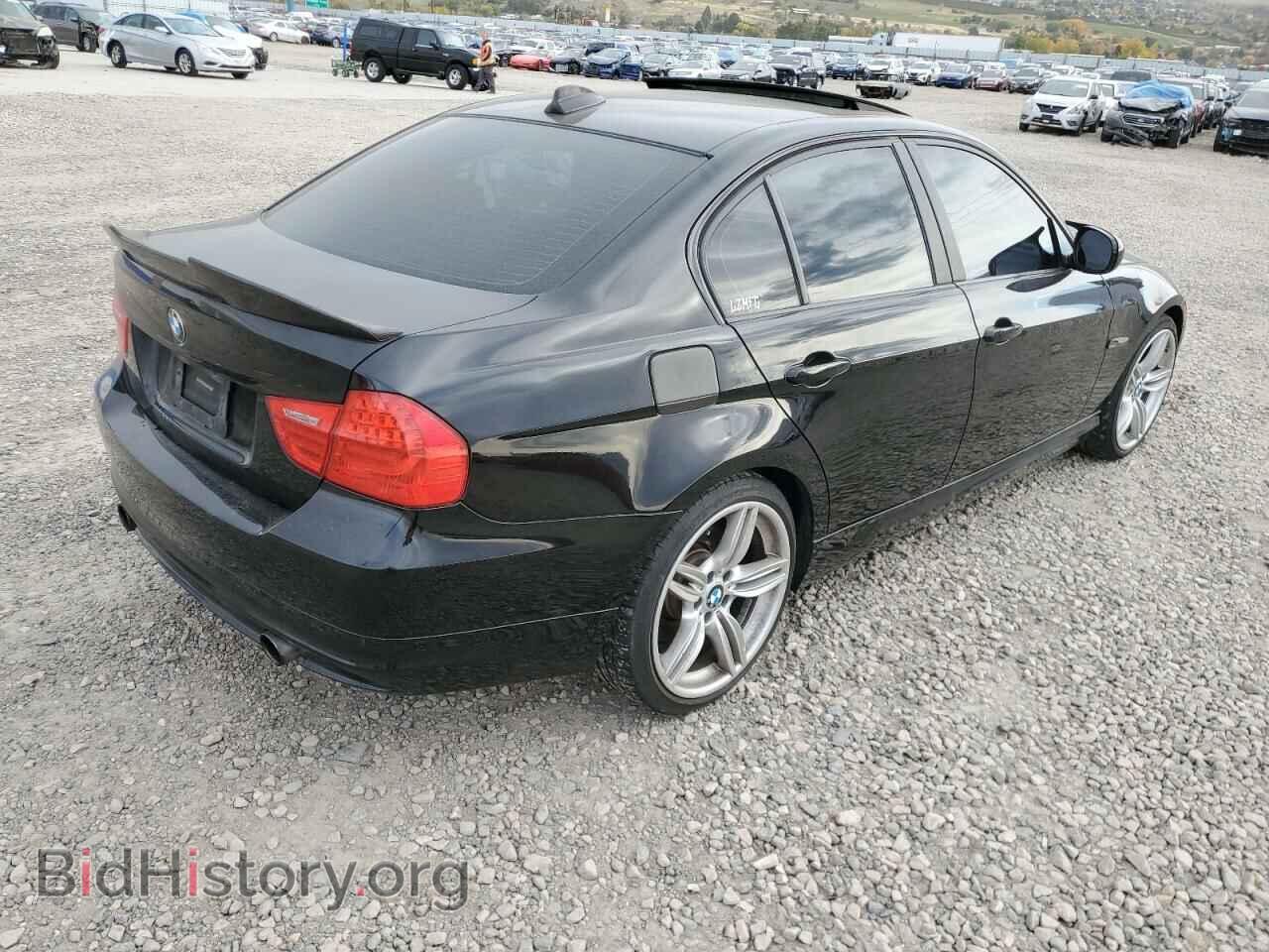 2011 BMW 3 SERIES - VIN: WBAPL5C56BA742777 - Фото 3