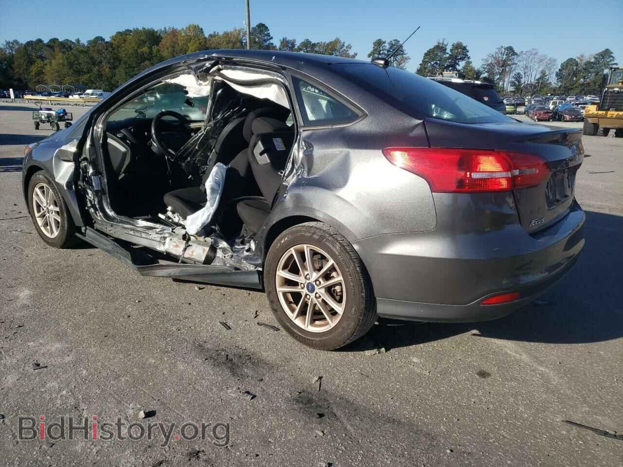 2018 FORD FOCUS - VIN: 1FADP3FE4JL298902 - Фото 2