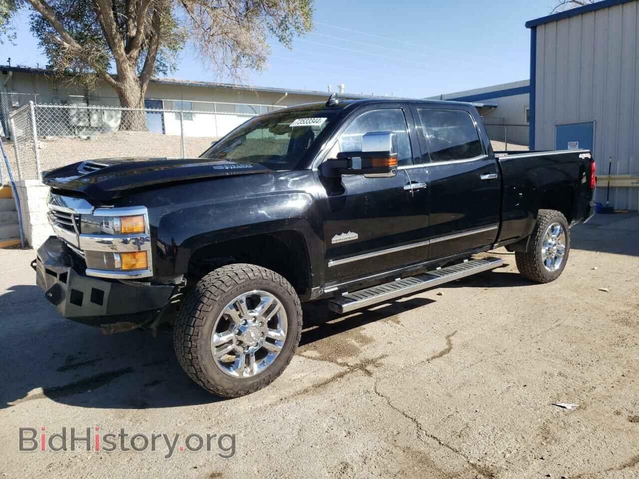 Photo 1GC1KXEY2HF190222 - CHEVROLET ALL Models 2017