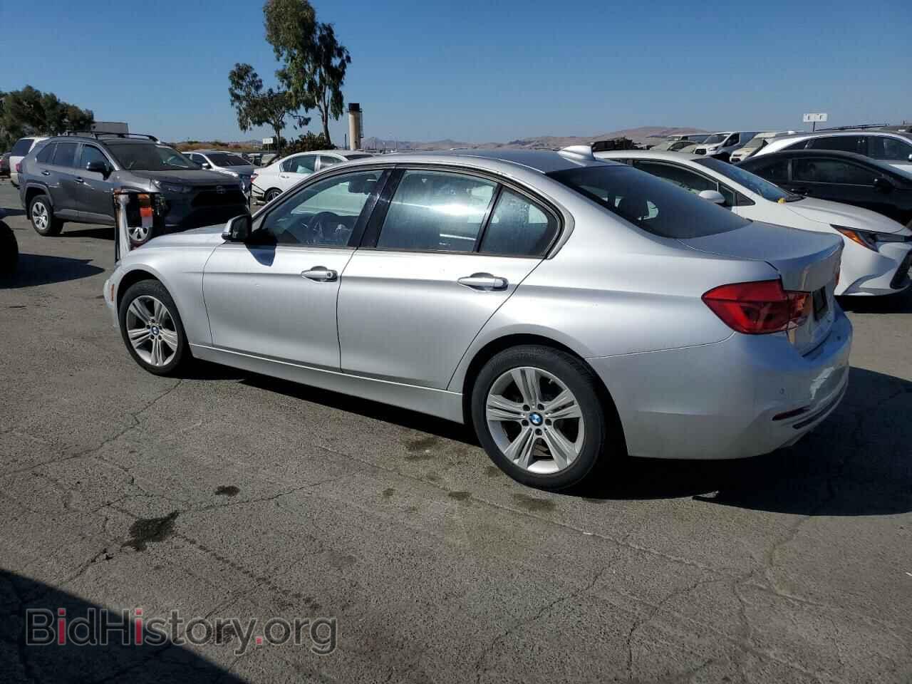2016 BMW 3 SERIES - VIN: WBA8E9G56GNU29888 - Фото 2