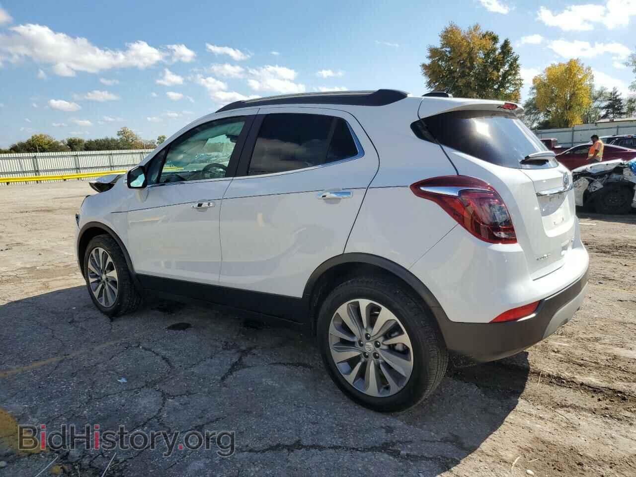 2018 BUICK ENCORE - VIN: KL4CJASB2JB621514 - Фото 2