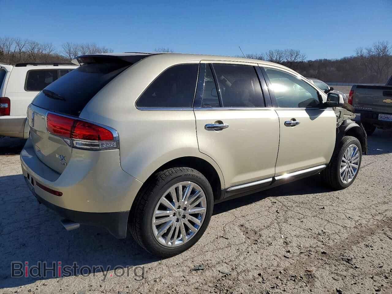 2011 LINCOLN MKX - VIN: 2LMDJ8JK4BBJ17059 - Photo 3