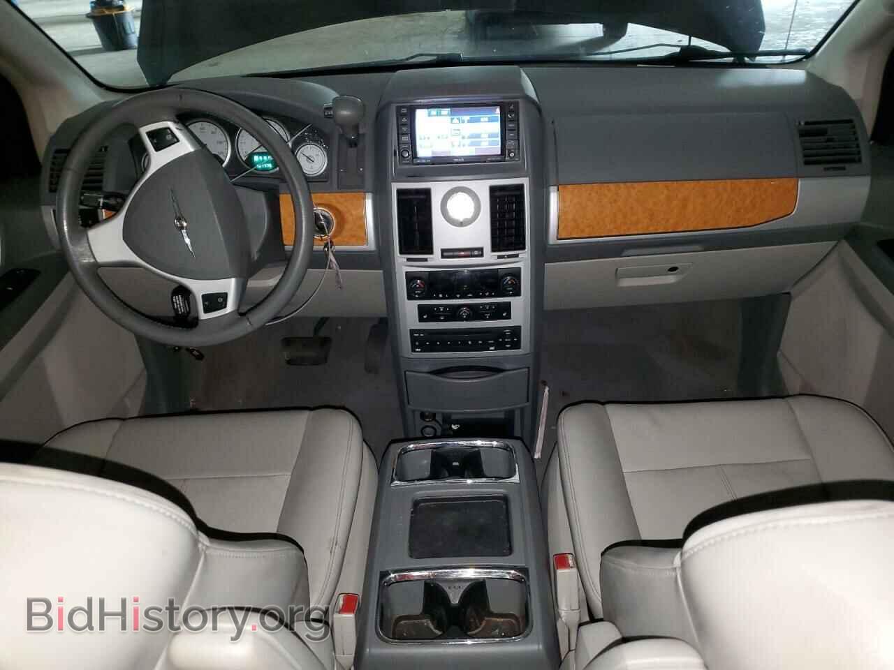 2010 CHRYSLER MINIVAN - VIN: 2A4RR6DX1AR209000 - Фото 8