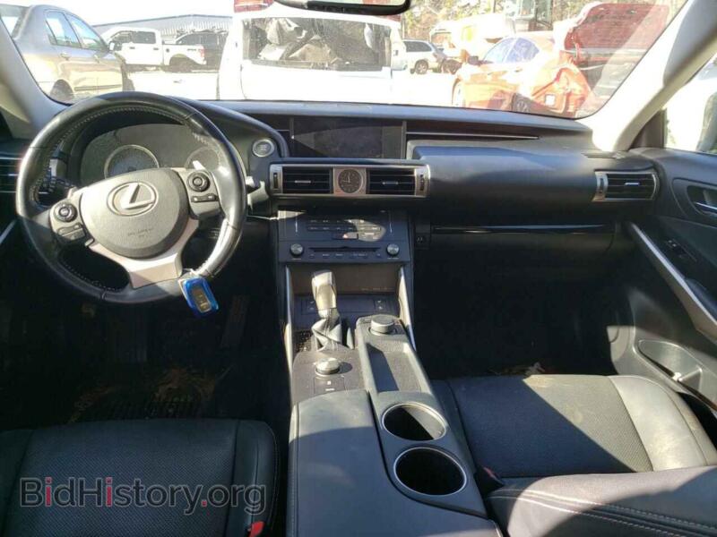 2015 Lexus IS (VIN JTHCF1D20F5025424) — фото 8 из 12