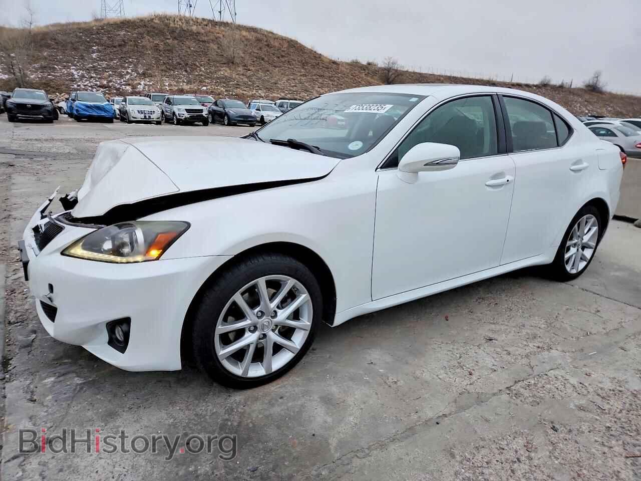 Photo JTHCF5C26C5054883 - LEXUS IS 2012