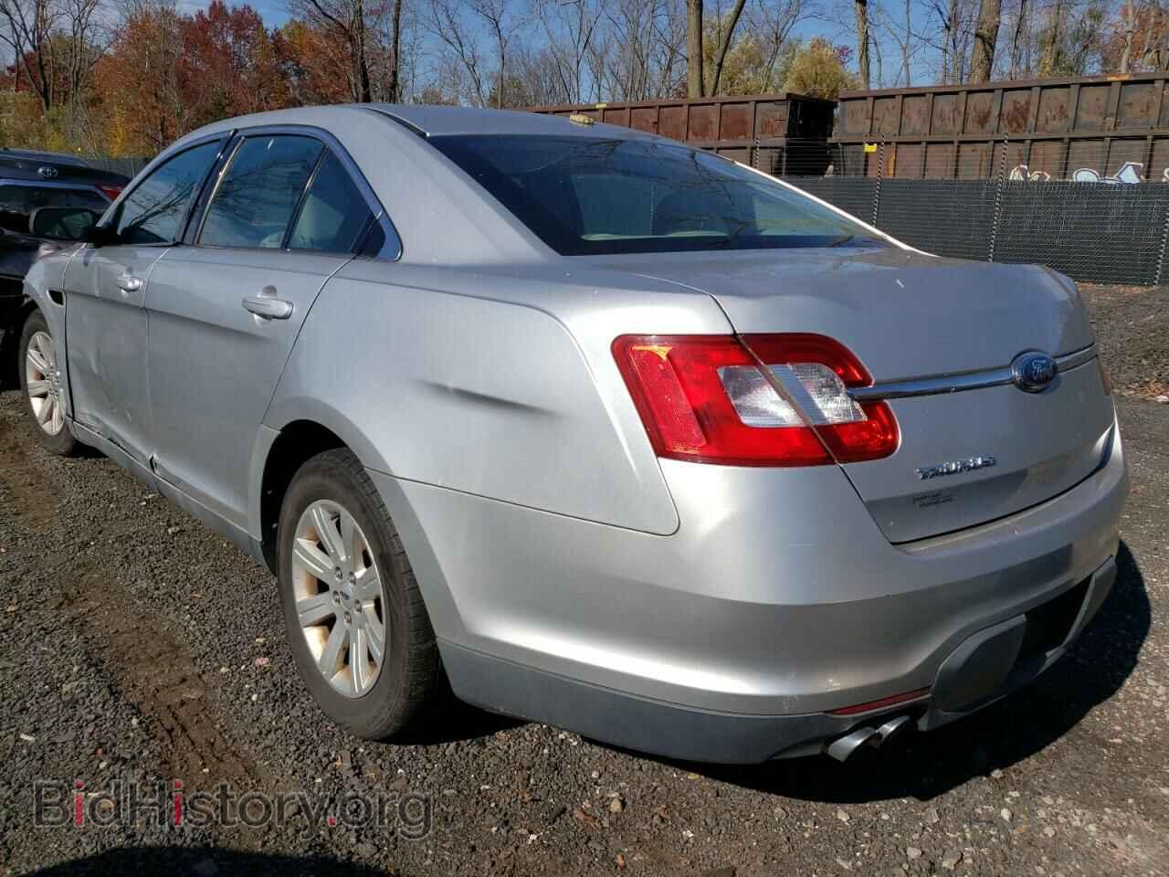 2010 FORD TAURUS - VIN: 1FAHP2DW5AG135756 - Фото 2